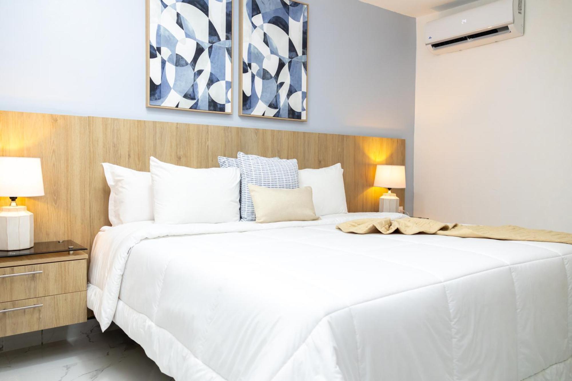 Habana Hotel Y Restaurante Higüey Kültér fotó